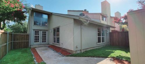 12568 Burninglog Ln, Dallas TX  75243-3230 exterior