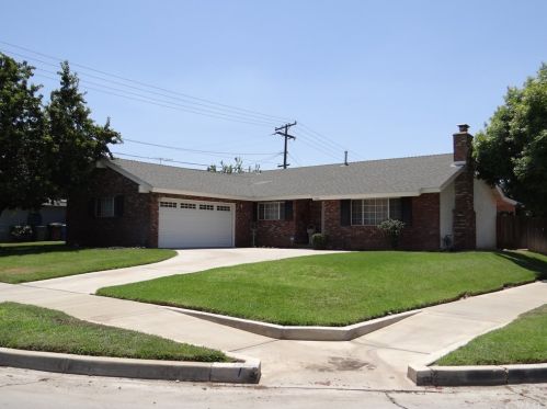 1528 Rosehill Dr, Riverside CA  92507-0614 exterior