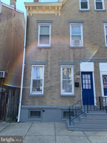 1031 Broad St, Trenton, NJ 08611-1459