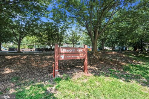 642 Ellsworth Dr, Silver Spring MD 20910-4301 exterior