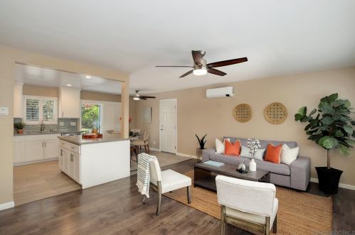 4154 Thomas St, Oceanside, CA 92056-4222