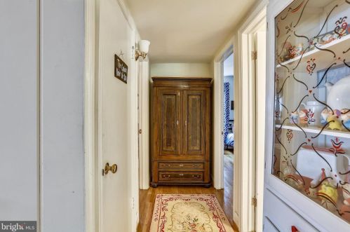 2225 Luzerne Ave, Silver Spring MD 20910-2135 exterior