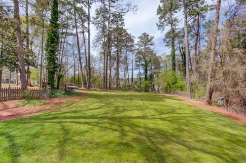2570 Lake Capri Rd, Conyers GA  30012-3342 exterior