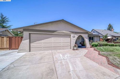742 Delaware Way, Livermore, CA 94551-1647