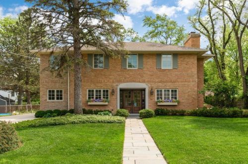945 Polo Ln, Glenview, IL 60025-4441