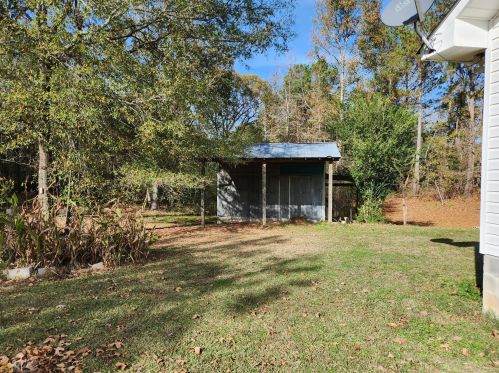 1330 Dunn Rd, Molena GA  30258-2959 exterior