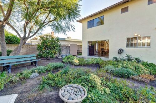 7 Butler St, Irvine CA  92612-2724 exterior