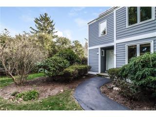 1 Castle Rock, Branford, CT 06405-4456