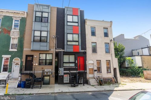 2115 9th St, Philadelphia PA  19122-1313 exterior