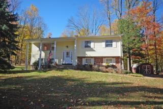 23 Skyline Dr, Warren, NJ 07059-6713