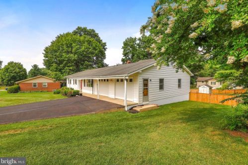 7302 Aspen Ct, Middletown MD  21769-7605 exterior