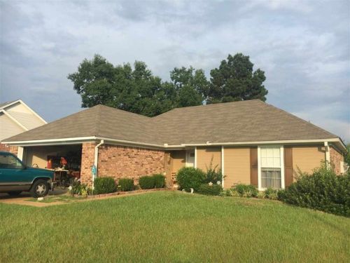224 Shadow Creek Dr, Florence, MS 39073-8100