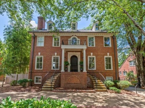1562 Lenox Rd, Atlanta, GA 30306-3025