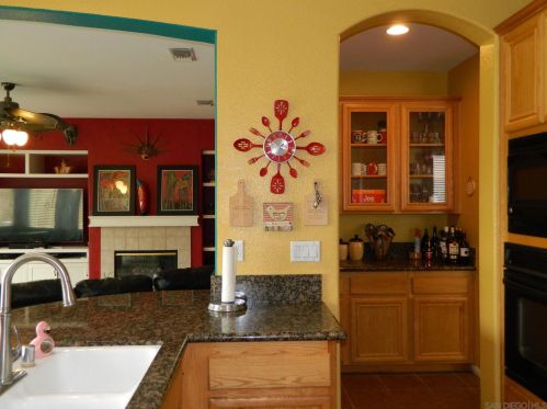 1461 Stanislaus Dr, Chula Vista CA  91913-1479 exterior