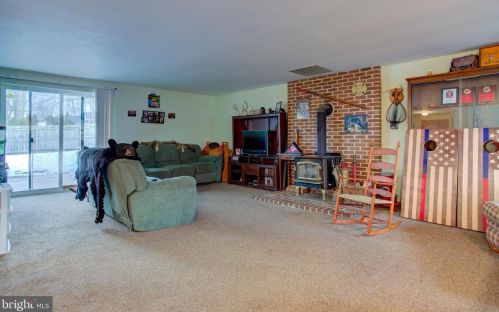 765 Dustin Dr, Lancaster PA  17601-1267 exterior