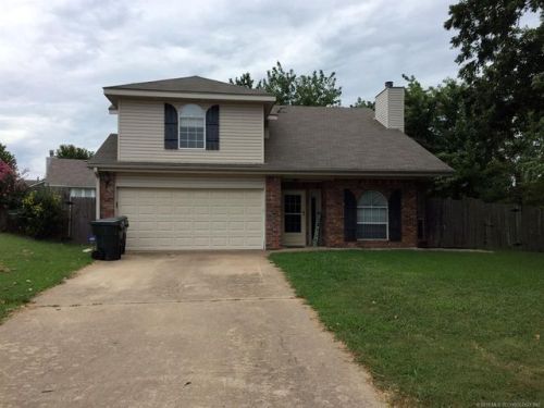 2408 Quail Run Ct, Claremore, OK 74019-3574