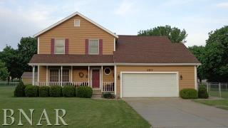 107 Mockingbird Ln, Le Roy, IL 61752-9767