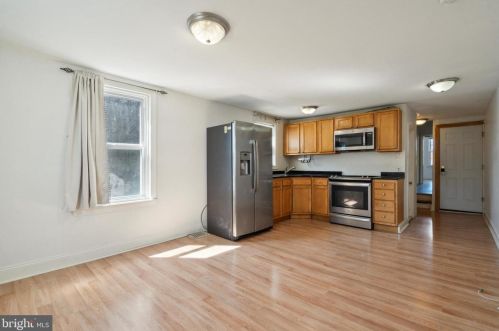 805 26th St, Philadelphia, PA 19130-1803