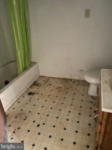 776 State St, Trenton NJ 08609-1811 exterior