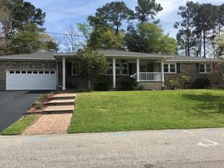 5826 Lakeside Dr, Charleston, SC 29410-2537