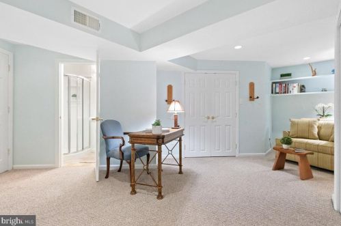 4 Firestone Ct, Princeton NJ  exterior