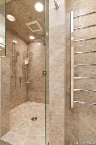 2740 Edgewood Ln, Bannockburn IL  60015-1617 exterior