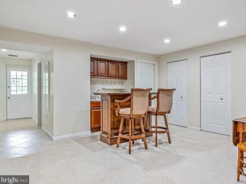 7620 Bertito Ln, Springfield VA  22153-1601 exterior