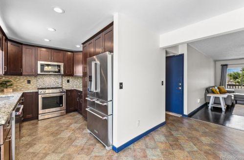 5032 Helena St, Denver CO  80239-5604 exterior