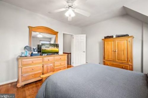 2613 13 St, Philadelphia PA  19133-1105 exterior