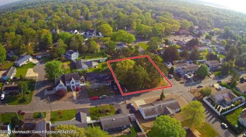414 Seaward Pl, Lacey, NJ 08731-2836