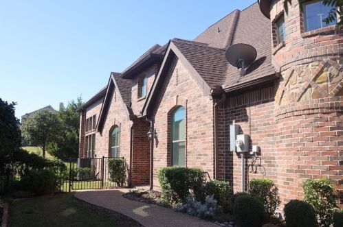7020 Luxborough Dr, Plano TX  75024-7568 exterior