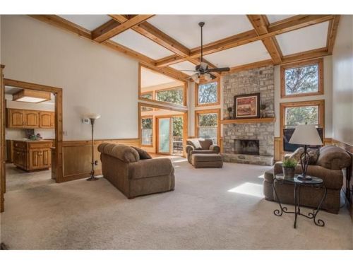 5725 Hauser Dr, Shawnee Mission, KS 66216-1671