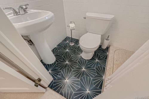 909 4 Ave, Denver CO 80223-1117 exterior