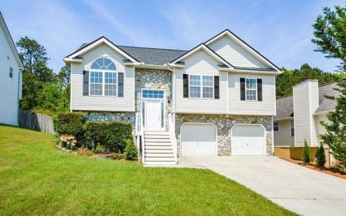 99 Richmond Dr, Hiram, GA 30141-2277