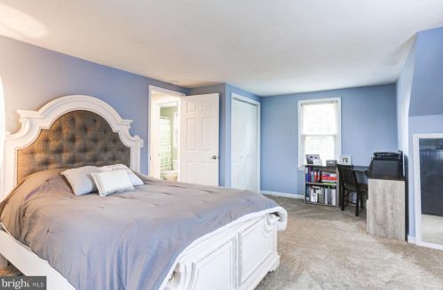 1546 Dunmore Dr, Lancaster PA  17602-1247 exterior