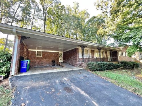 3011 Belingham Dr, Atlanta GA  30345-1503 exterior