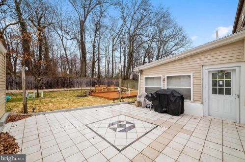 36 Copperfield Dr, Trenton NJ  08610-2031 exterior