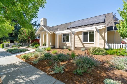 812 Fountain Park Ln, Mountain View, CA 94043-4679