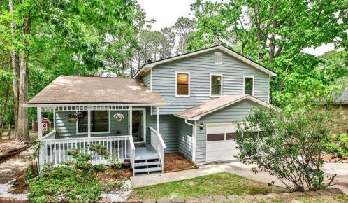 3315 Hillside Dr, Lithonia, GA 30078-2807