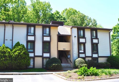 11637 Stoneview Sq, Herndon, VA 20191-2944