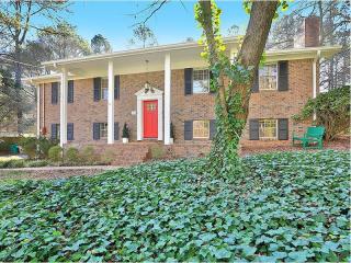 305 Briarwood Ct, Holly Springs, GA 30188-4705