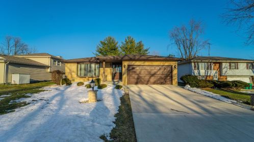 3183 Eastwind Ct, Crown Point, IN 46307-8910