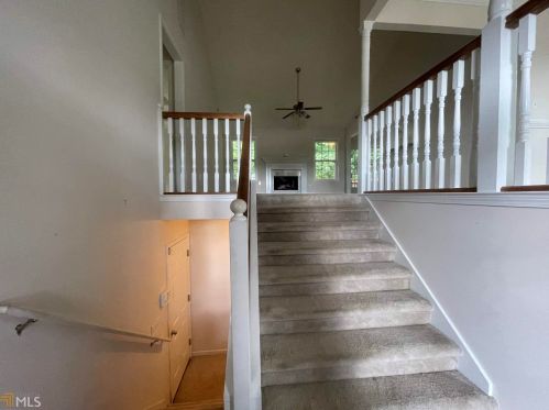 414 Invector Ct, Locust Grove, GA 30248-6035