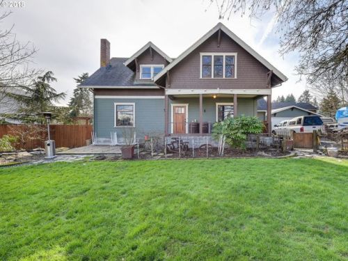 816 9 St, Newberg OR  97132-3714 exterior