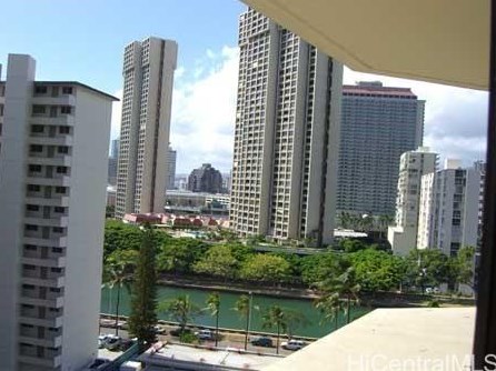 1700 Ala Moana Blvd, Honolulu HI  96815-1415 exterior