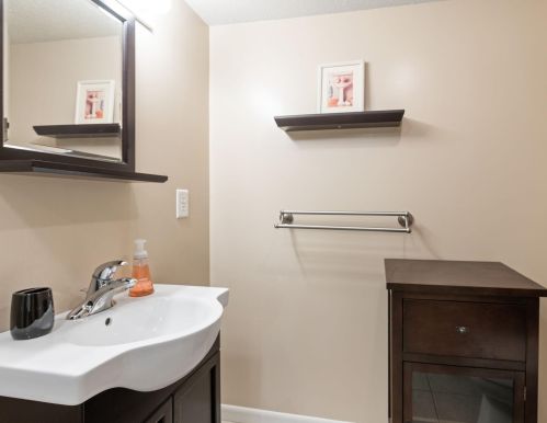 249 Arion St, Saint Paul MN  55118-1549 exterior