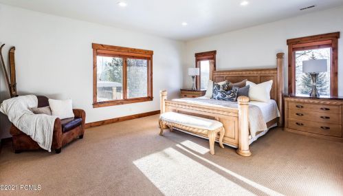 6050 Mtn Rnch Dr, Park City UT 84098-6177 exterior