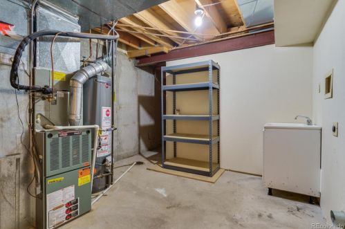 8037 Phillips Cir, Englewood CO 80112-3254 exterior