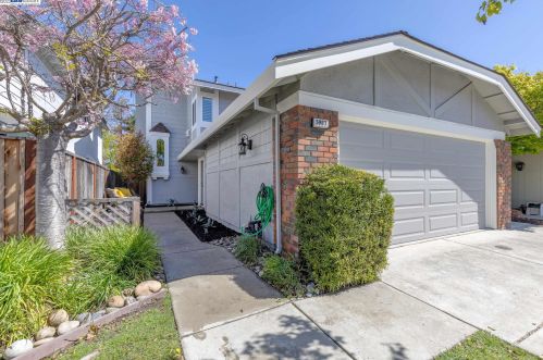 5967 Corte Arboles, Pleasanton, CA 94566-5879