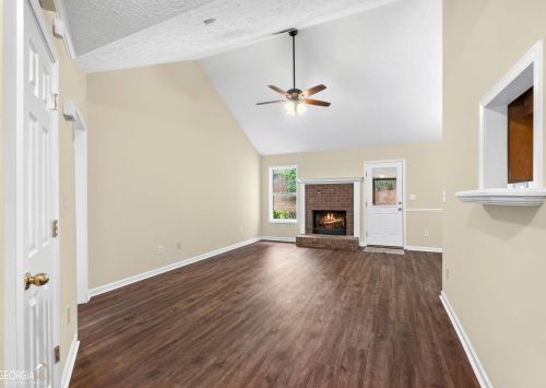237 Oakwood Cir, Stockbridge GA  30281-6357 exterior